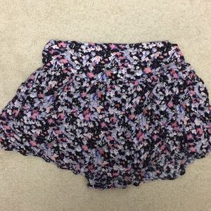 american eagle flowy shorts